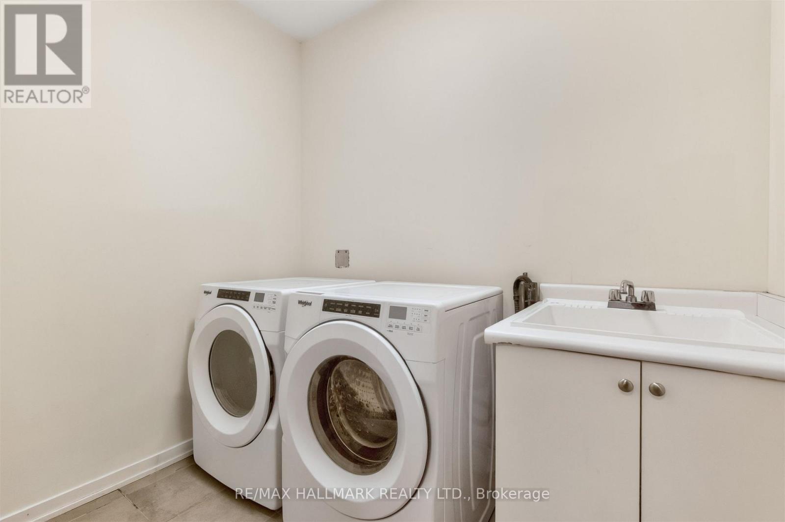 62 Pantheon Lane Property Photo 38