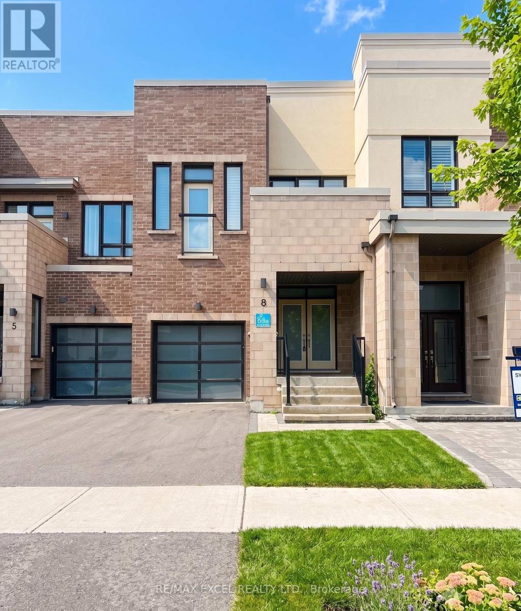 8 HELLIWELL CRESCENT