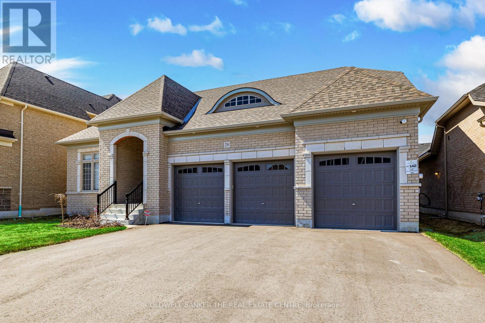 28 Bellflower Crescent Property Photo 1