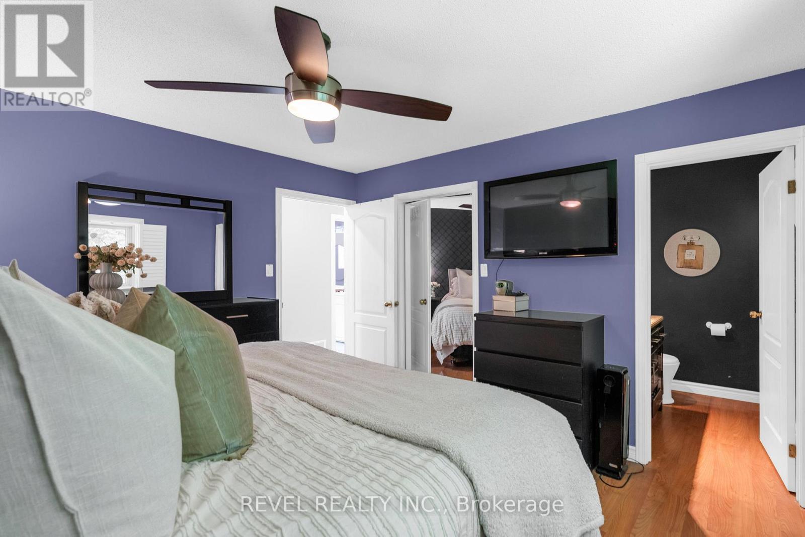 3964 Grove Place Property Photo 15