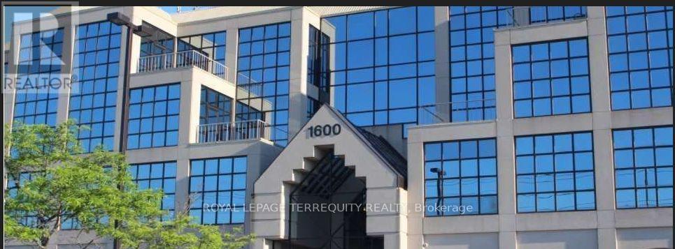 418 - 1600 Steeles Avenue W Property Photo 1