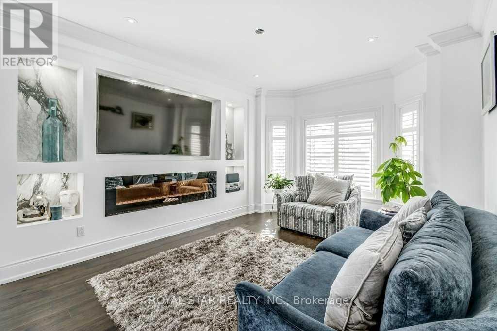 1409 Lormel Gate Avenue Property Photo 11