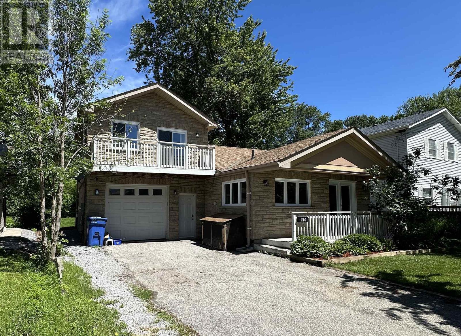 #UPPER - 210 WAYS BAY DRIVE Property Photo 1
