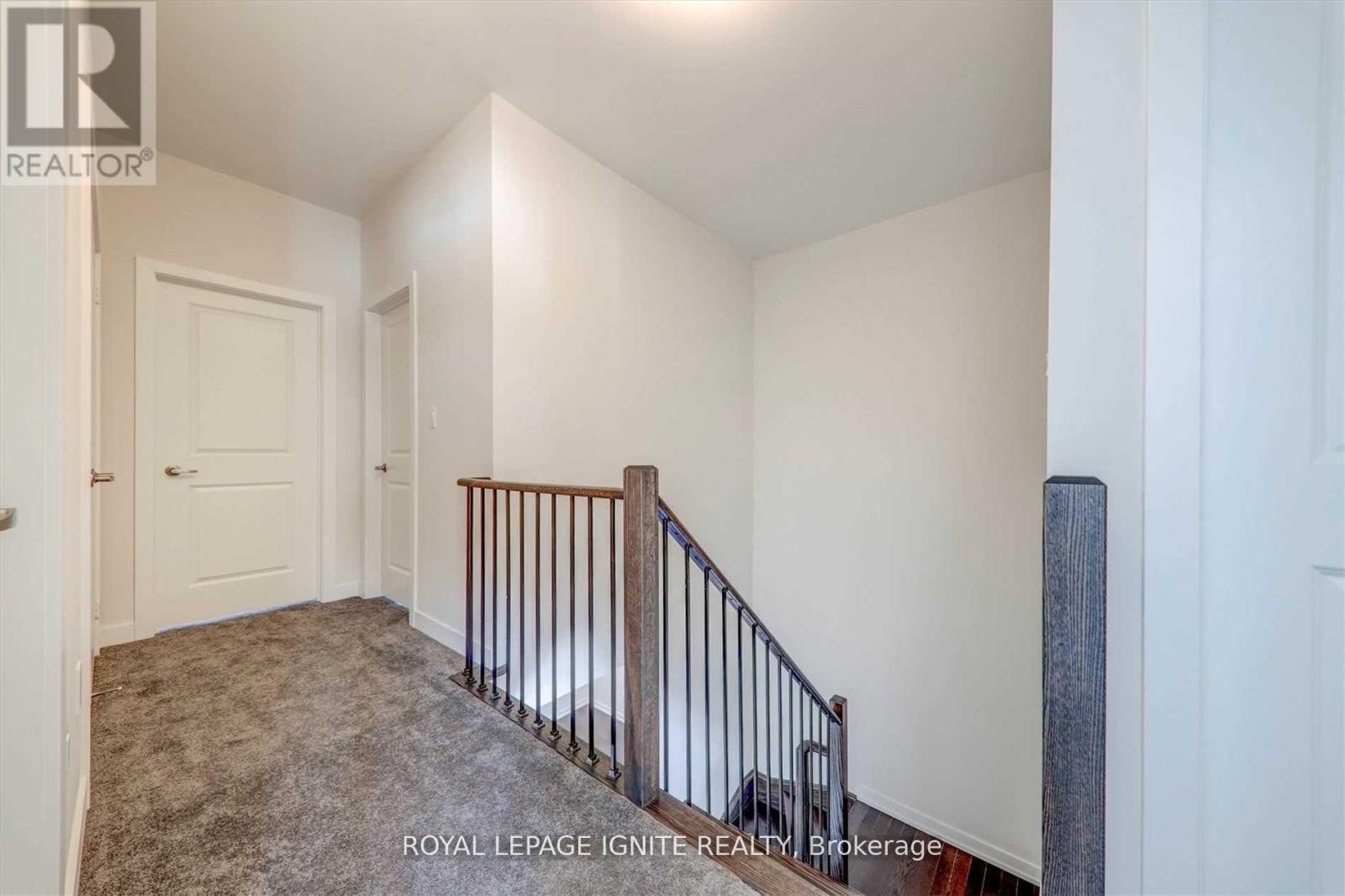 56 Rustle Woods Avenue Property Photo 22