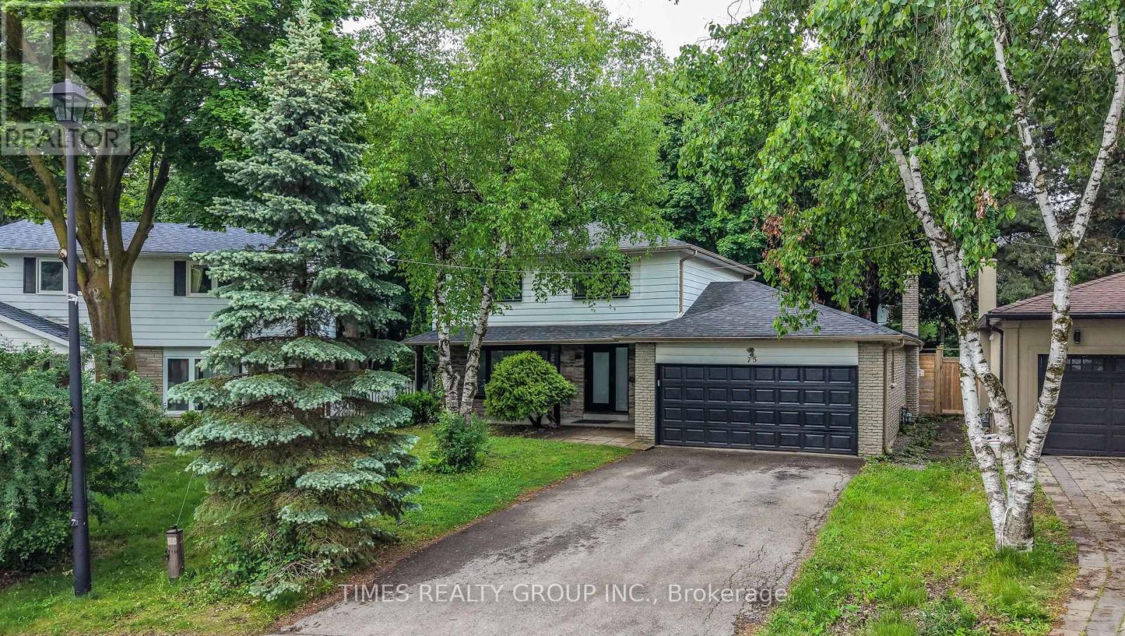 75 Beswick Drive Property Photo 2