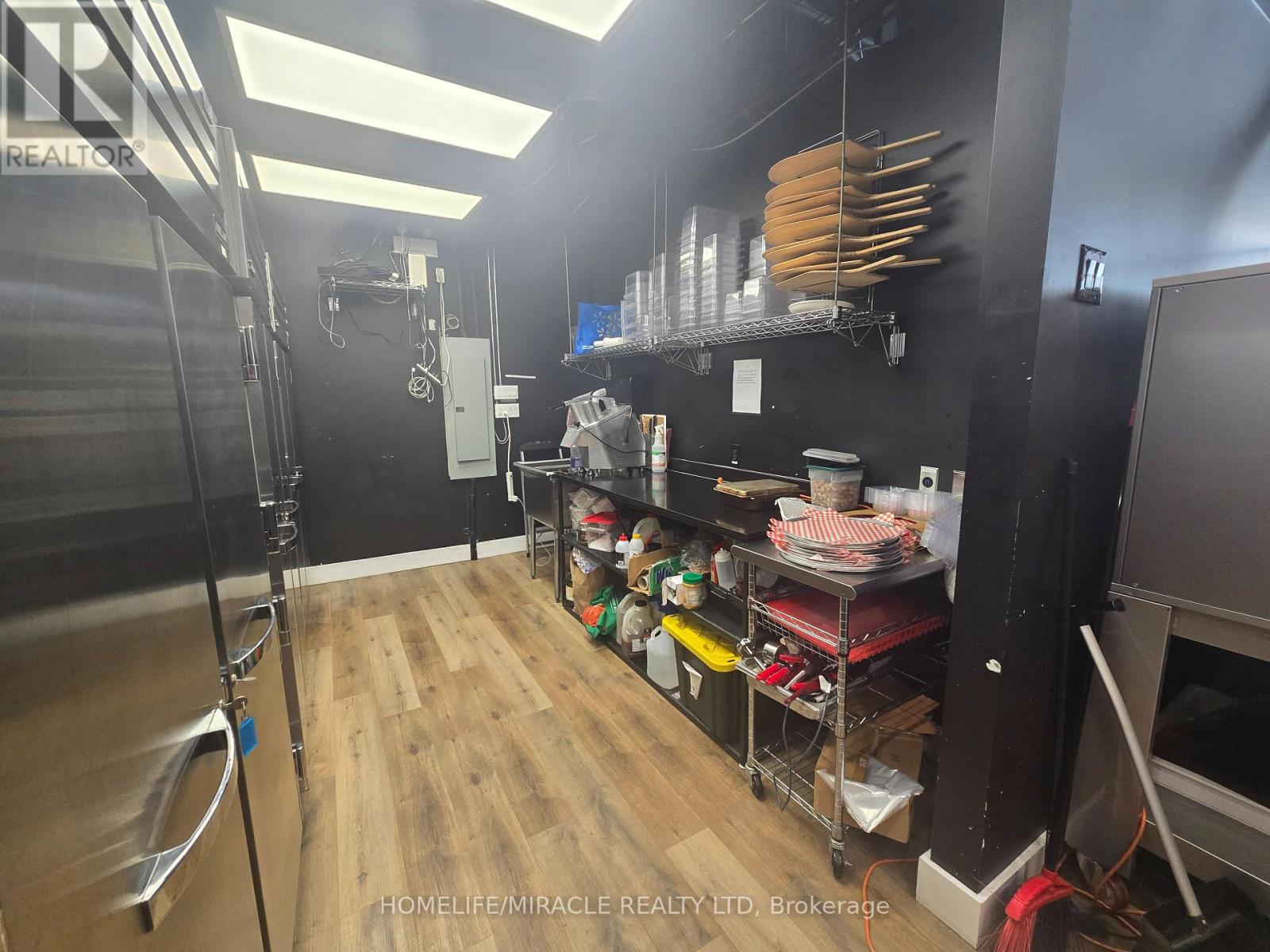 6 - 10462 Islington Avenue Property Photo 24