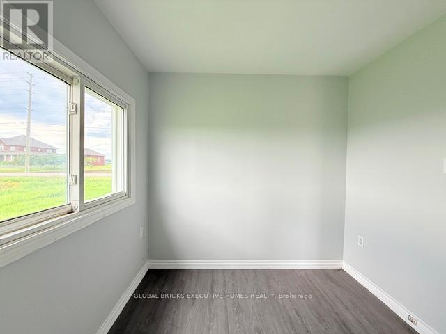 325 King Street Property Photo 6