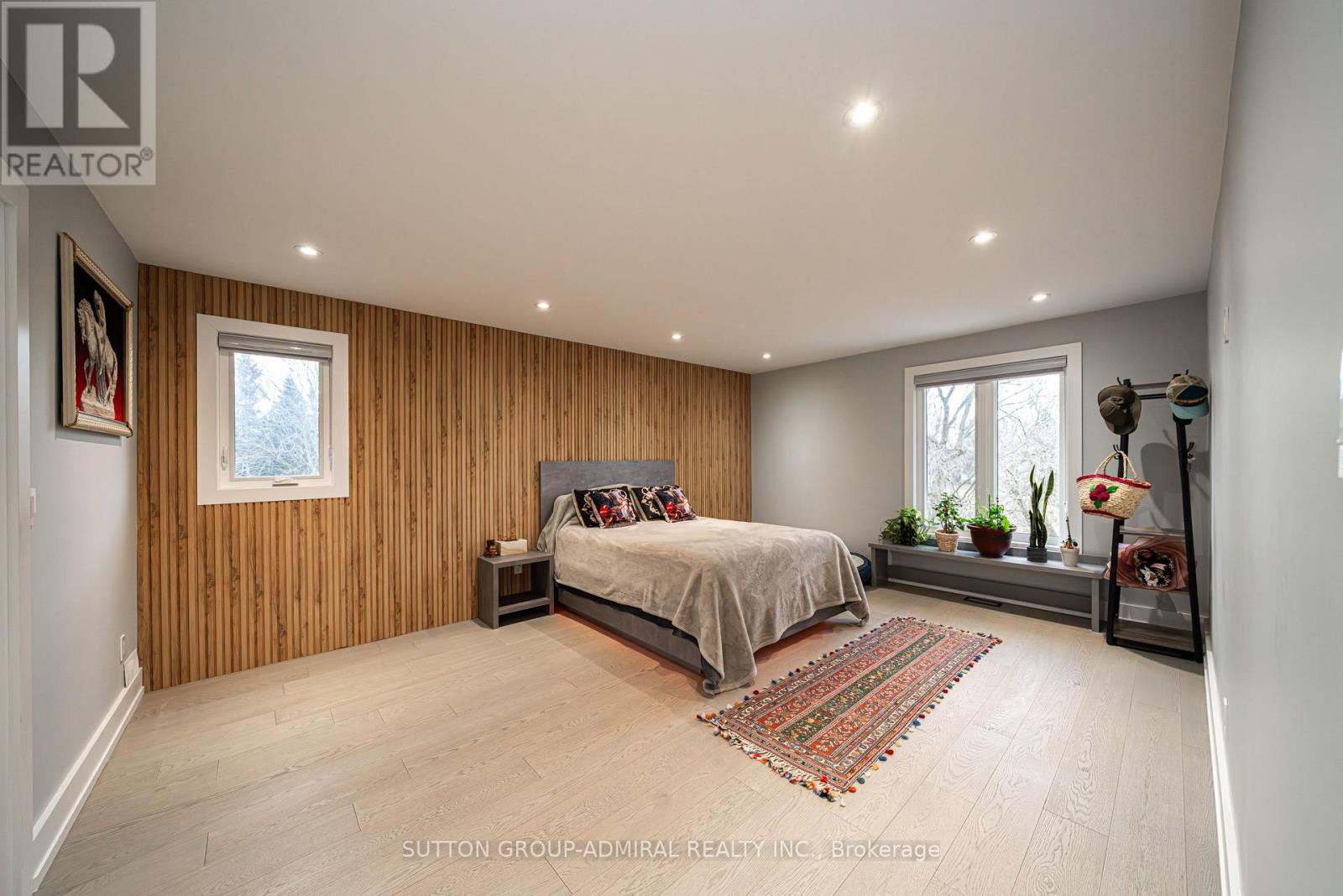 60 Maple Way Property Photo 24
