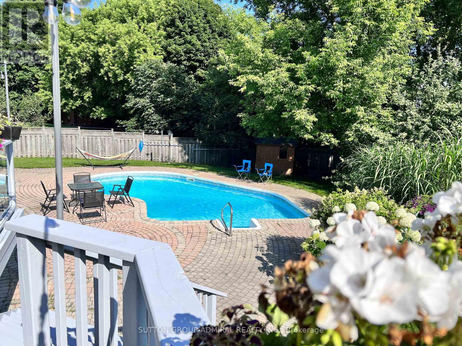 60 Maple Way Property Photo 40