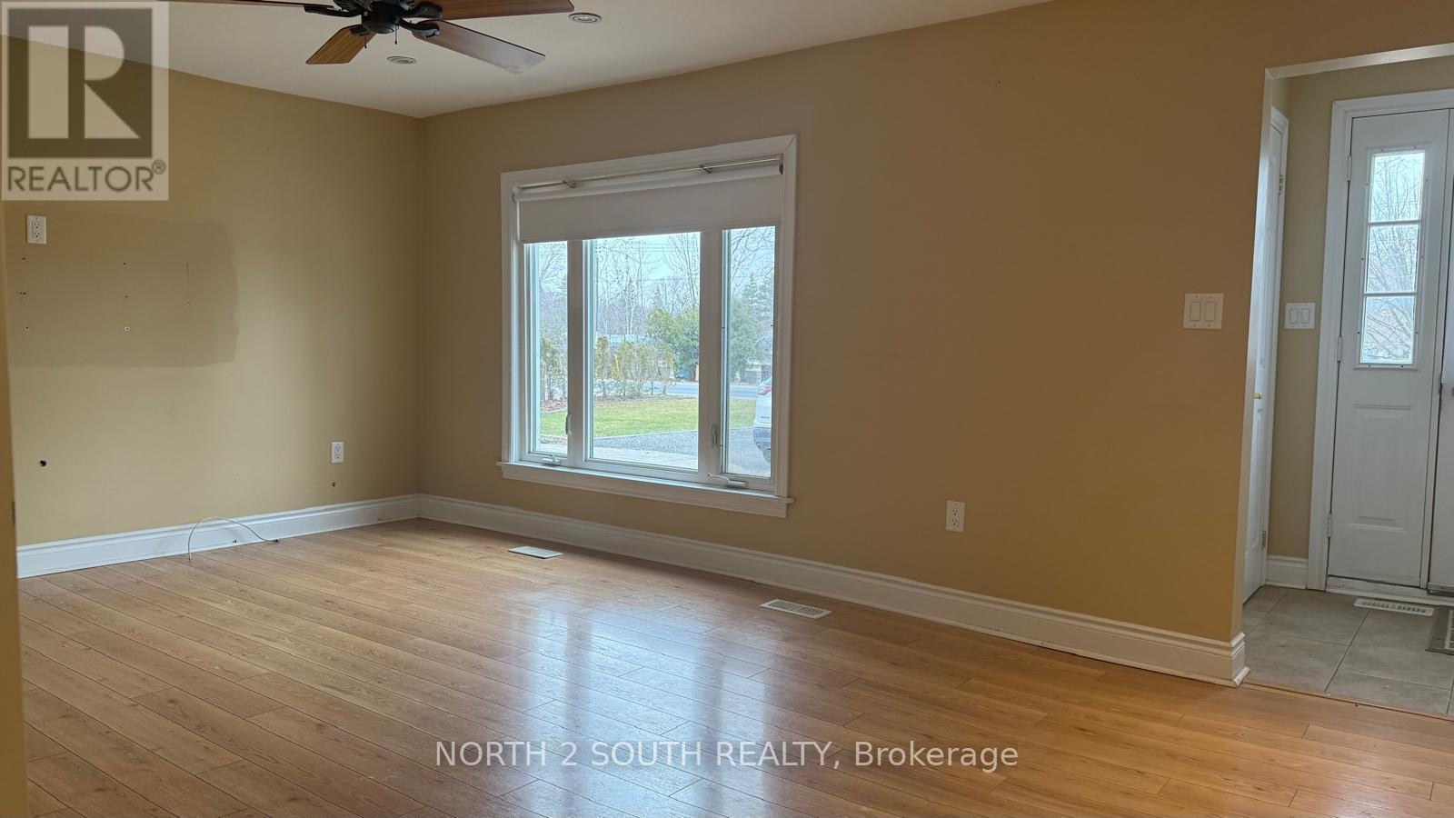 1125 Shore Acres Drive Property Photo 5
