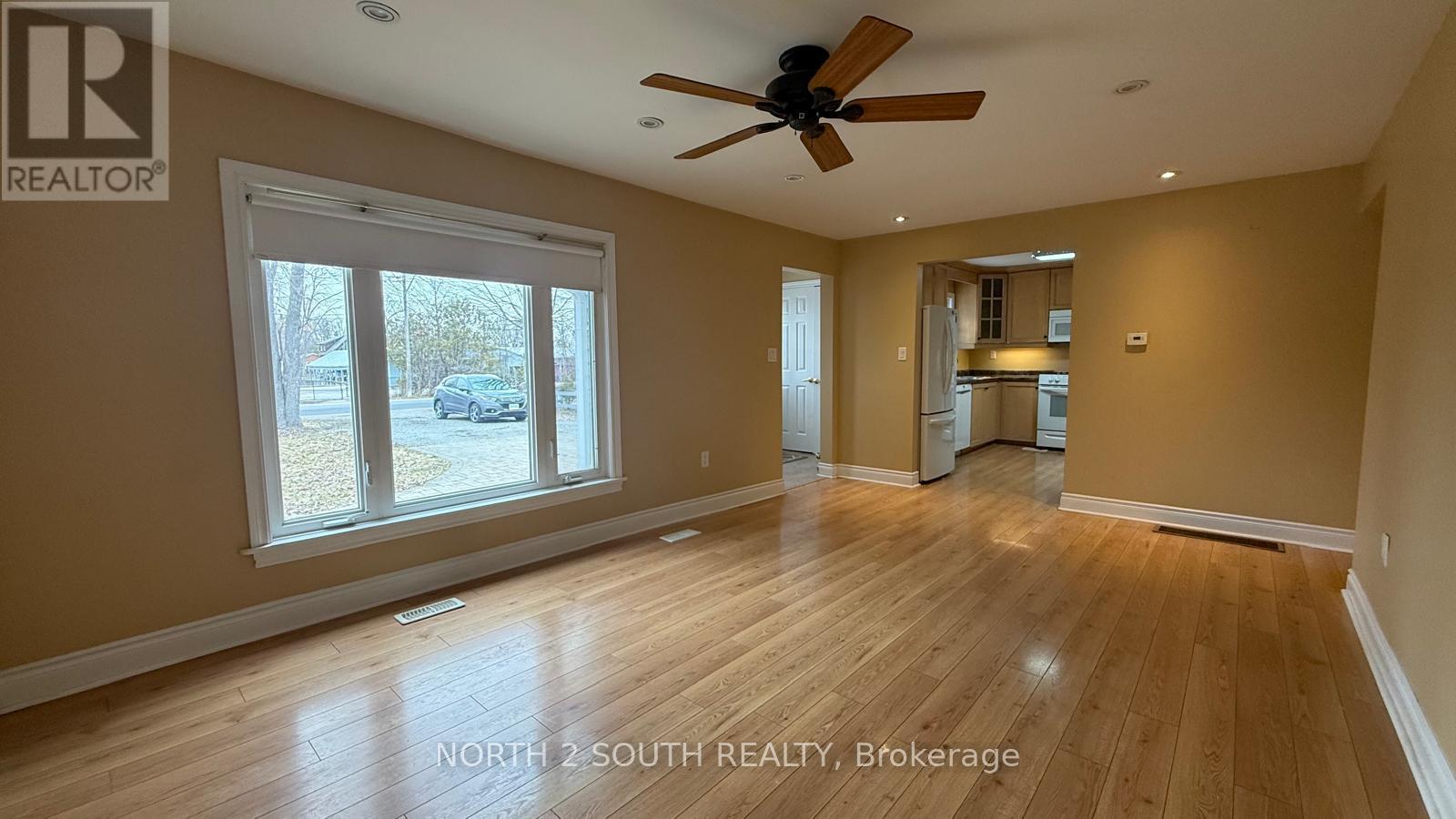 1125 Shore Acres Drive Property Photo 11