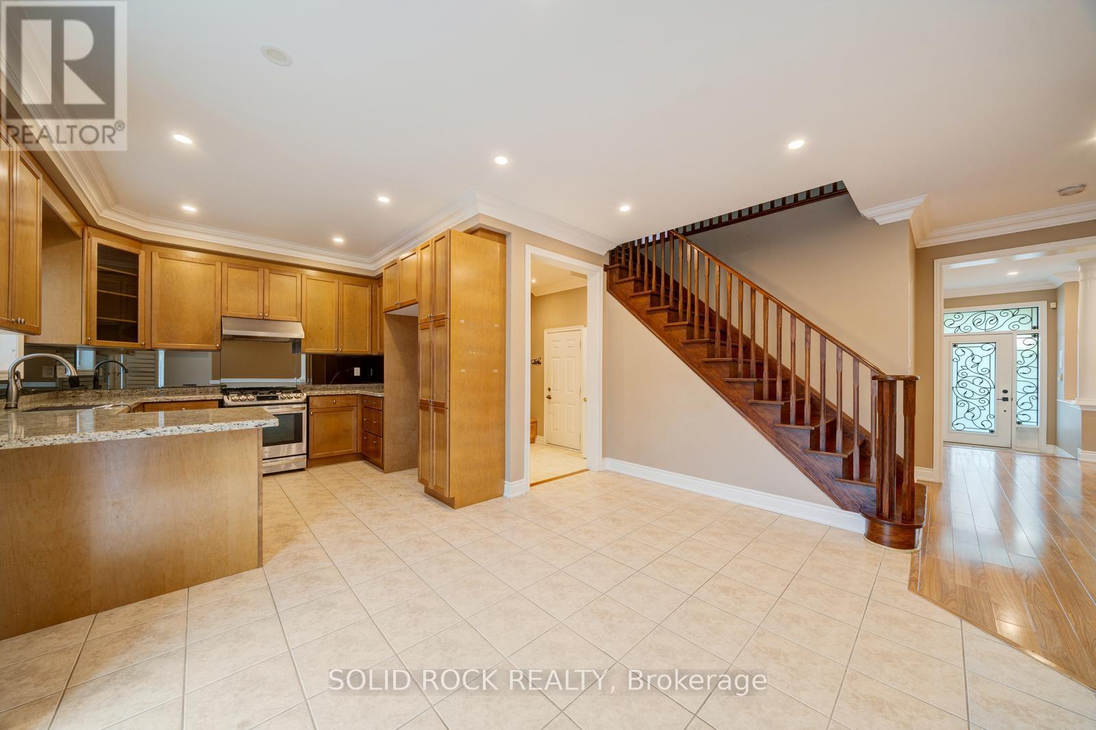 32 Albert Roffey Crescent Property Photo 10