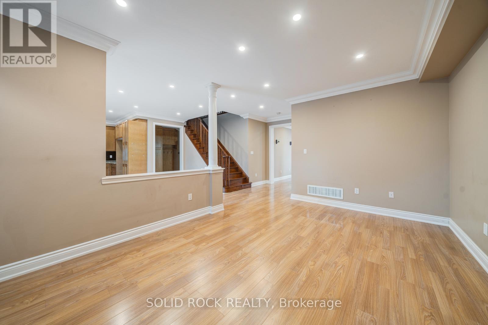 32 Albert Roffey Crescent Property Photo 13