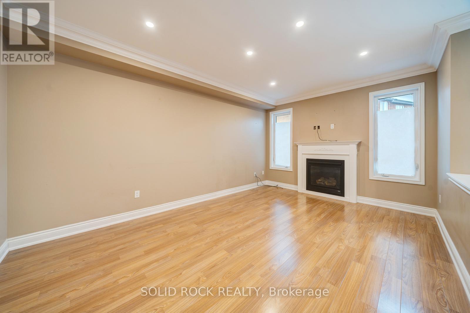 32 Albert Roffey Crescent Property Photo 14