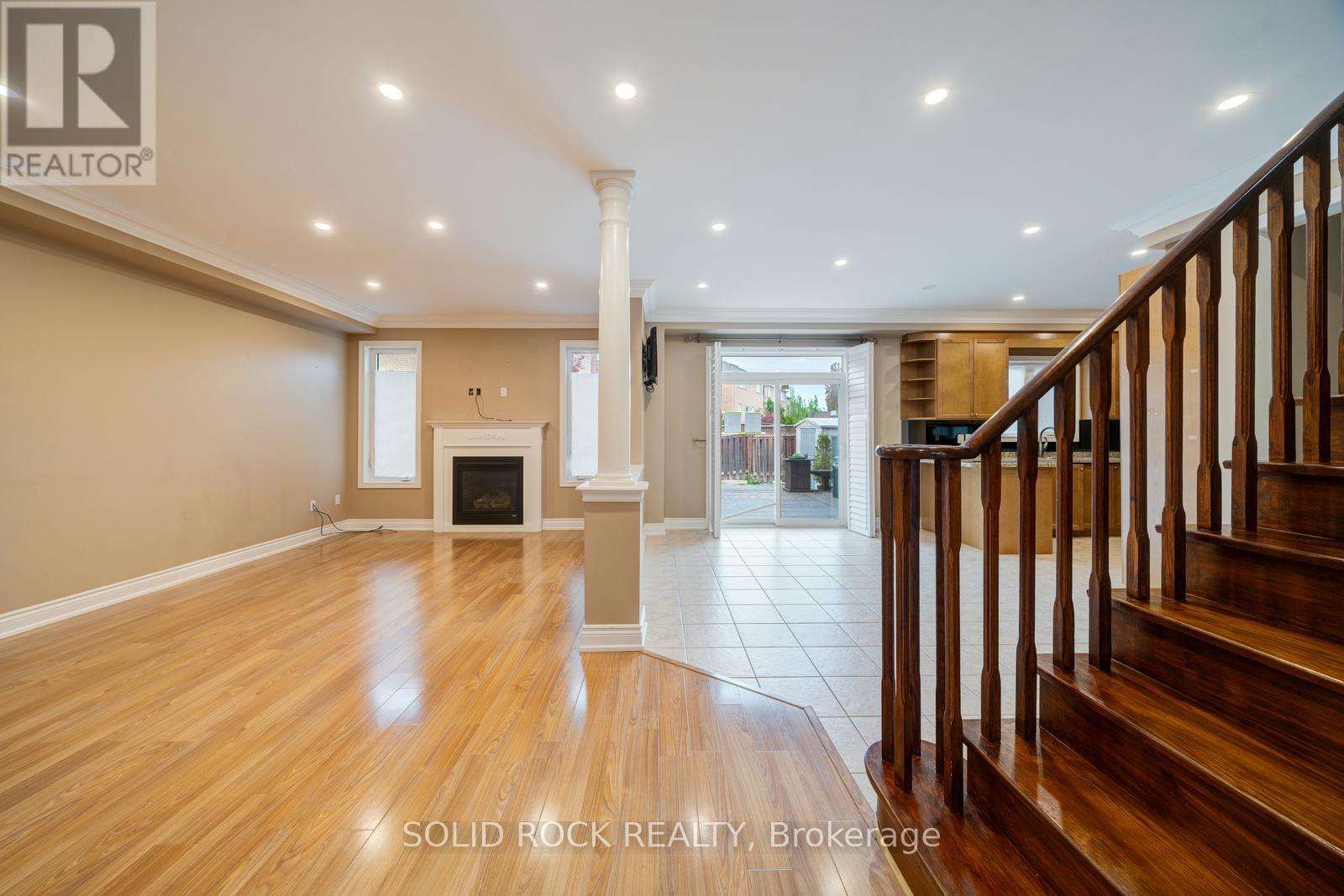 32 Albert Roffey Crescent Property Photo 15