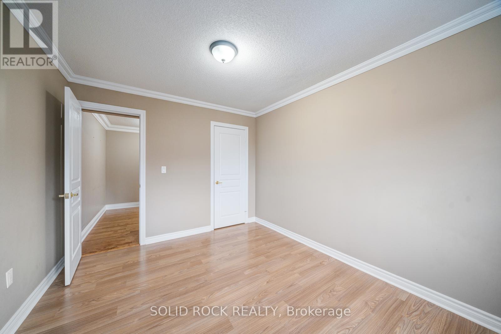 32 Albert Roffey Crescent Property Photo 29