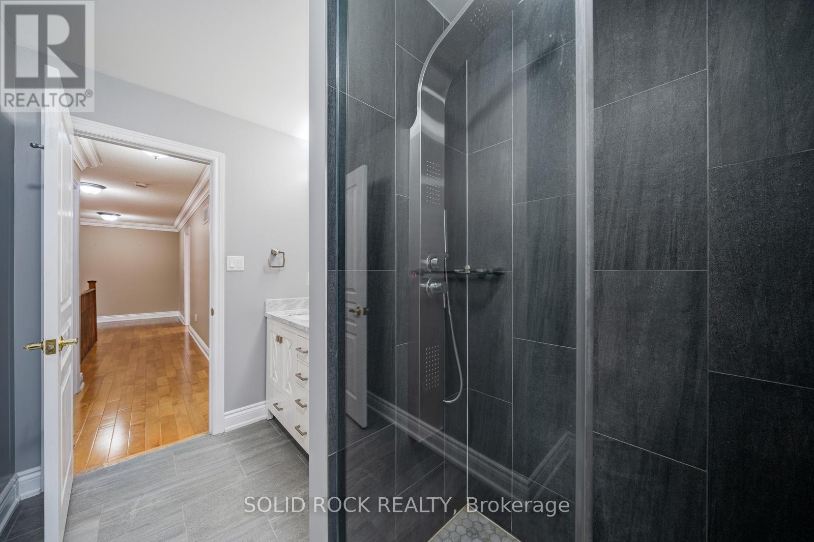 32 Albert Roffey Crescent Property Photo 31