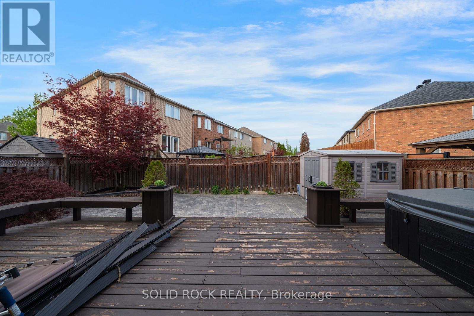 32 Albert Roffey Crescent Property Photo 42