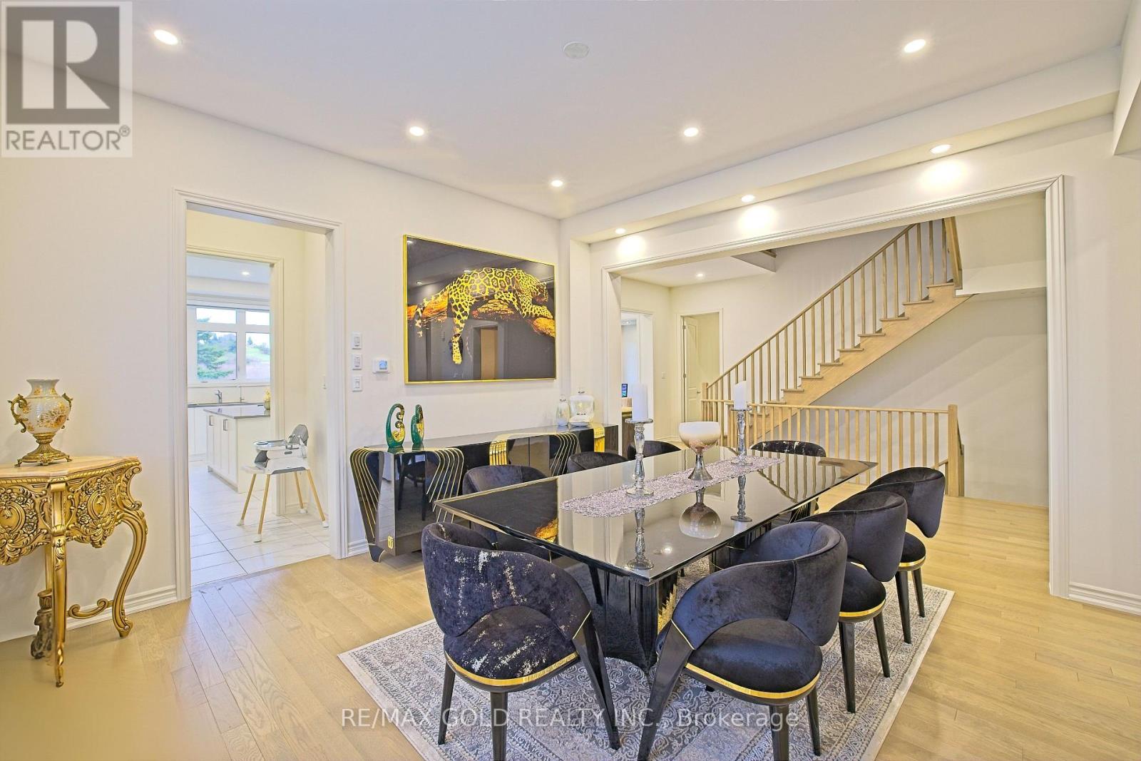 19 Marigold Boulevard Property Photo 10