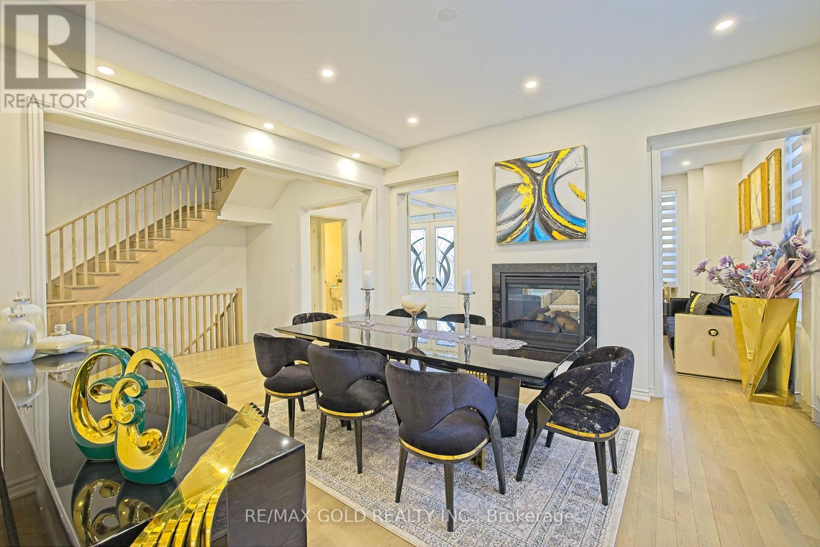 19 Marigold Boulevard Property Photo 11