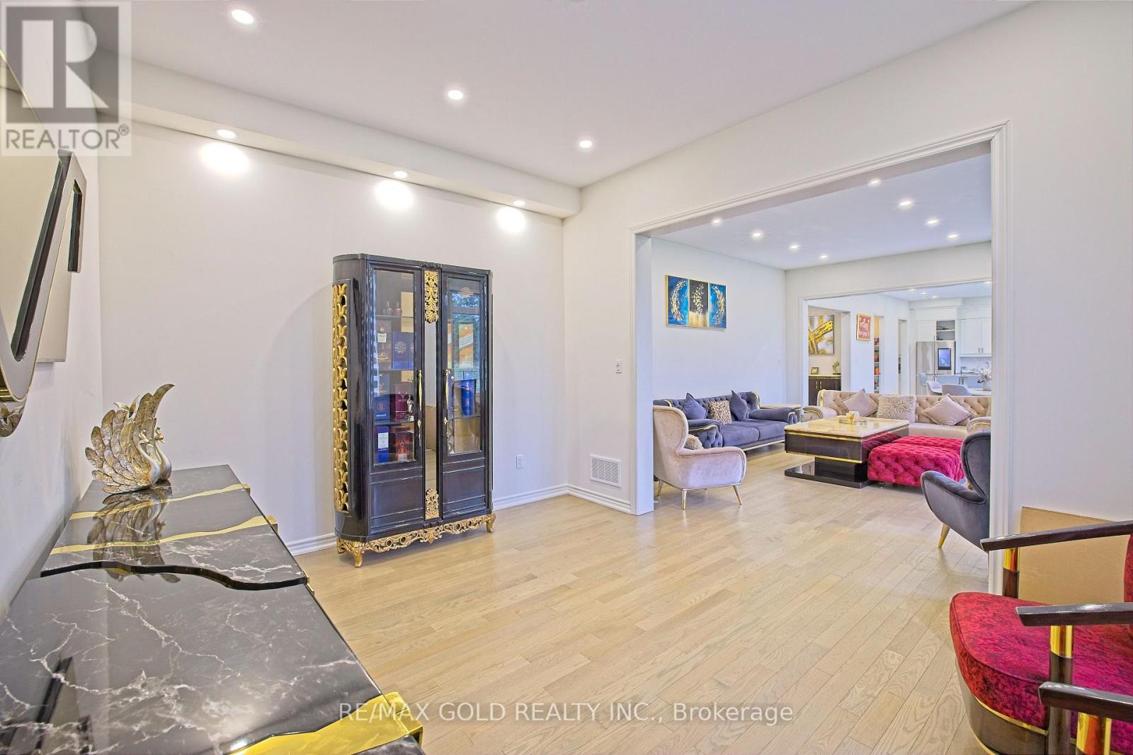 19 Marigold Boulevard Property Photo 25
