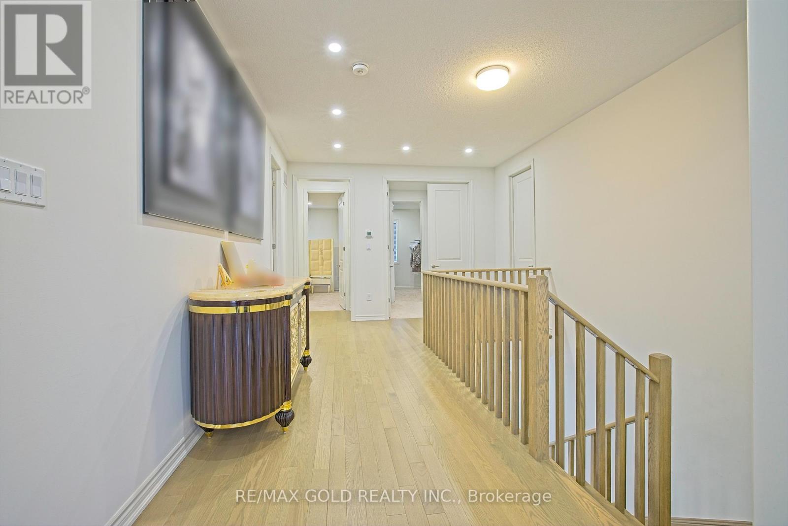19 Marigold Boulevard Property Photo 30