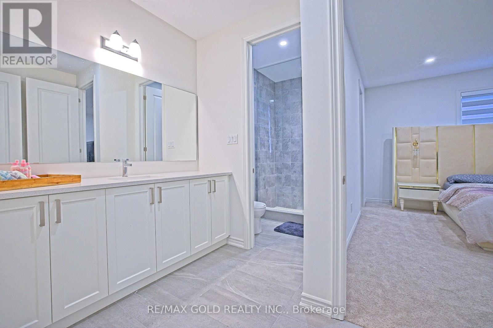19 Marigold Boulevard Property Photo 38