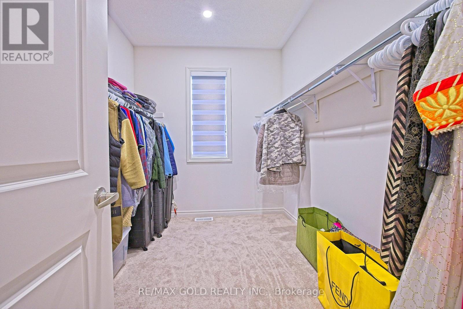 19 Marigold Boulevard Property Photo 42