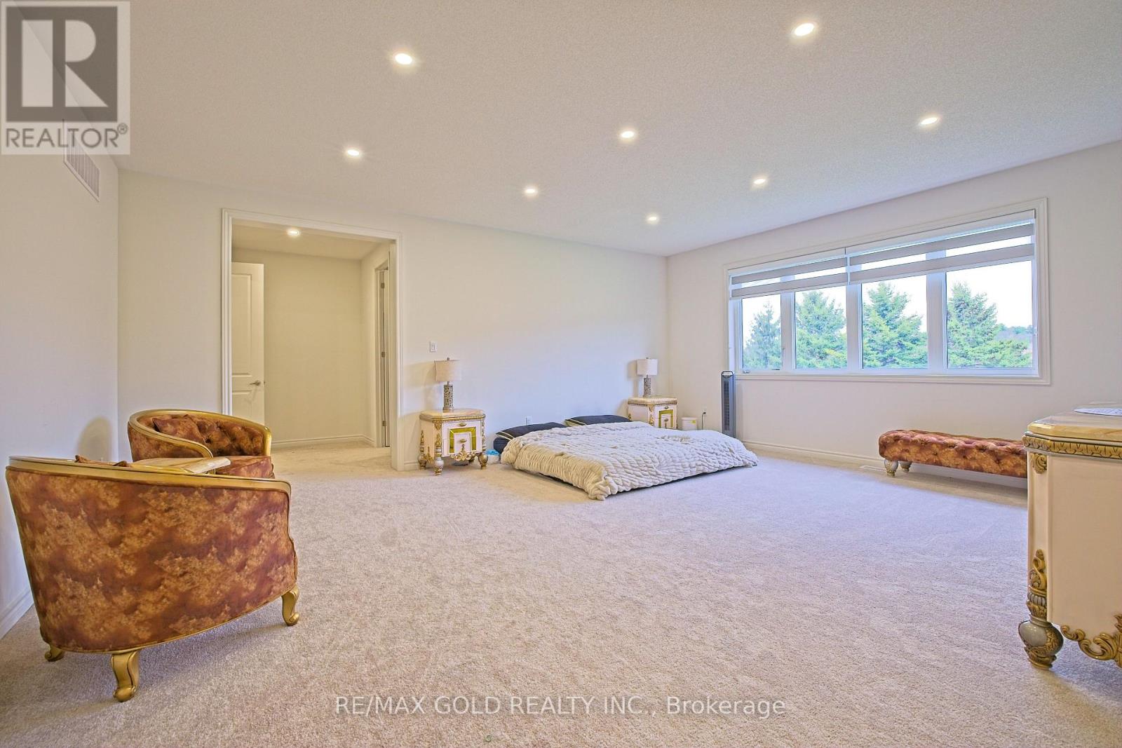 19 Marigold Boulevard Property Photo 44