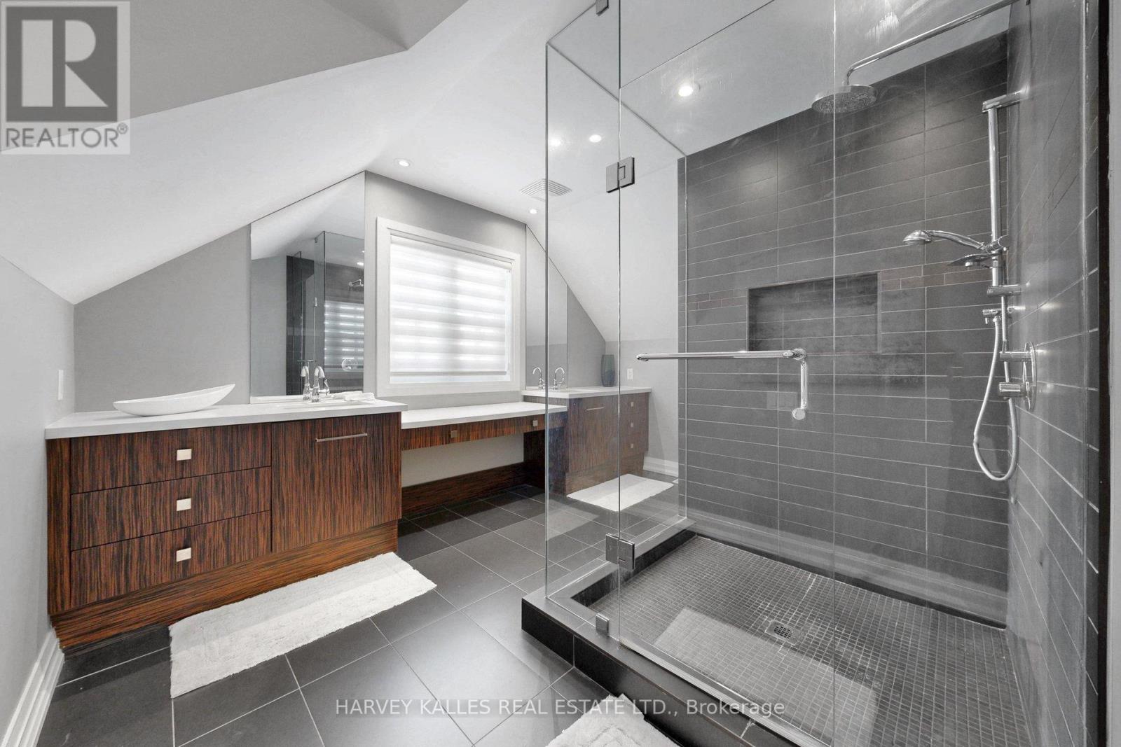 21 Kellam Street Property Photo 32