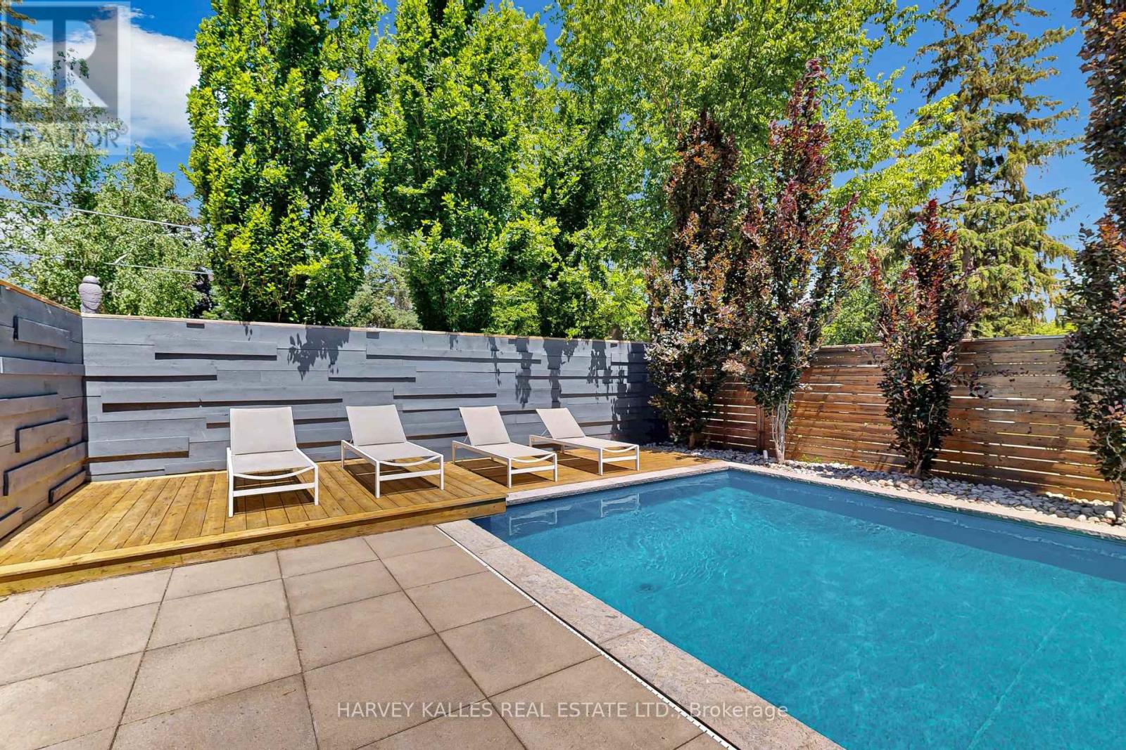 21 Kellam Street Property Photo 46