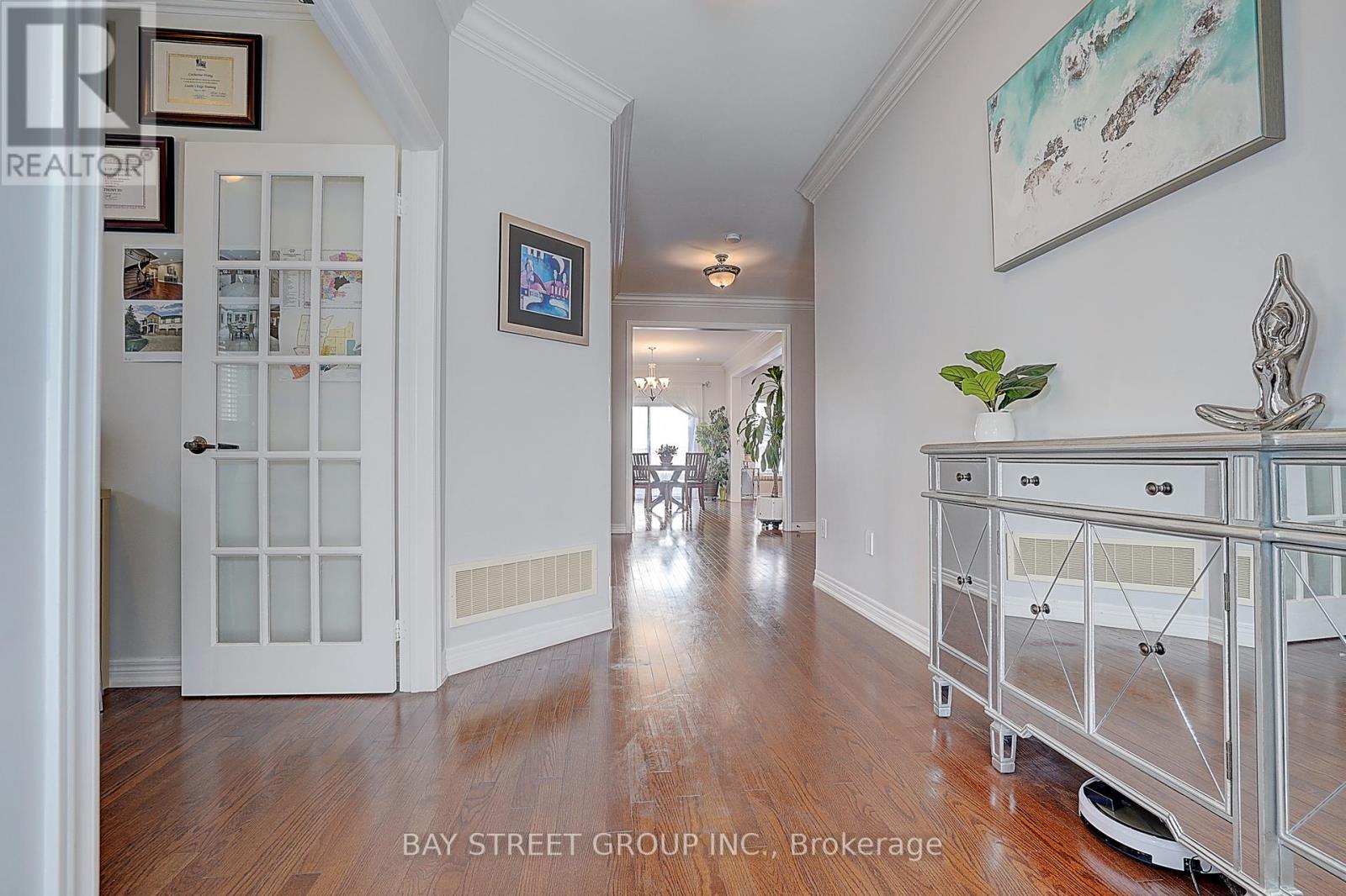 90 Gable Avenue Property Photo 6