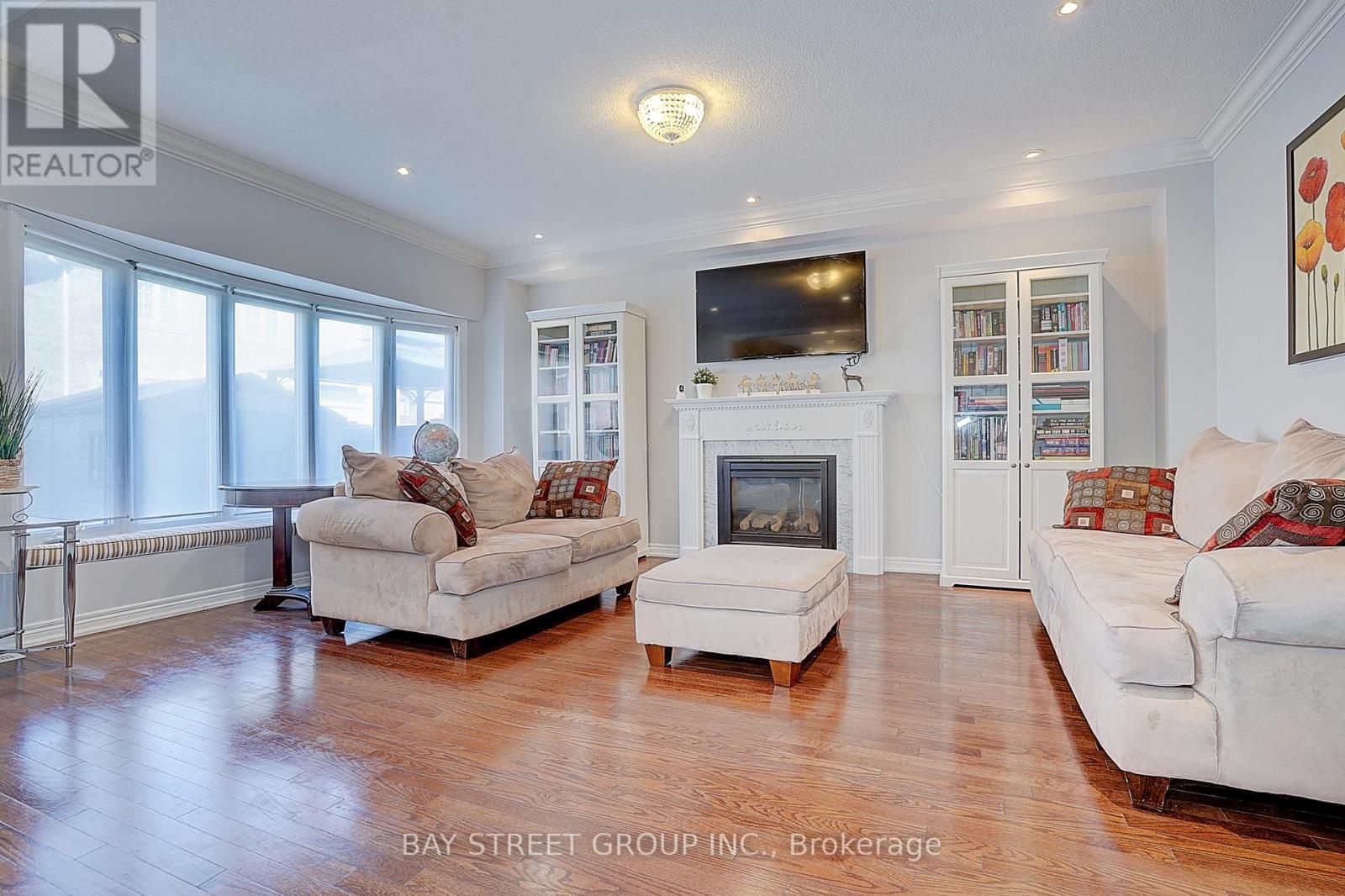 90 Gable Avenue Property Photo 8