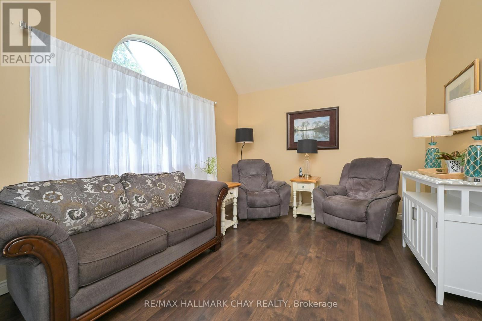 141 Murphy Road Property Photo 8