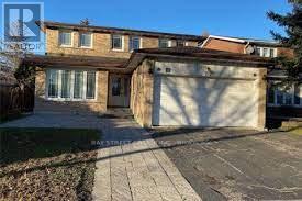 212 Risebrough Circuit Property Photo 1