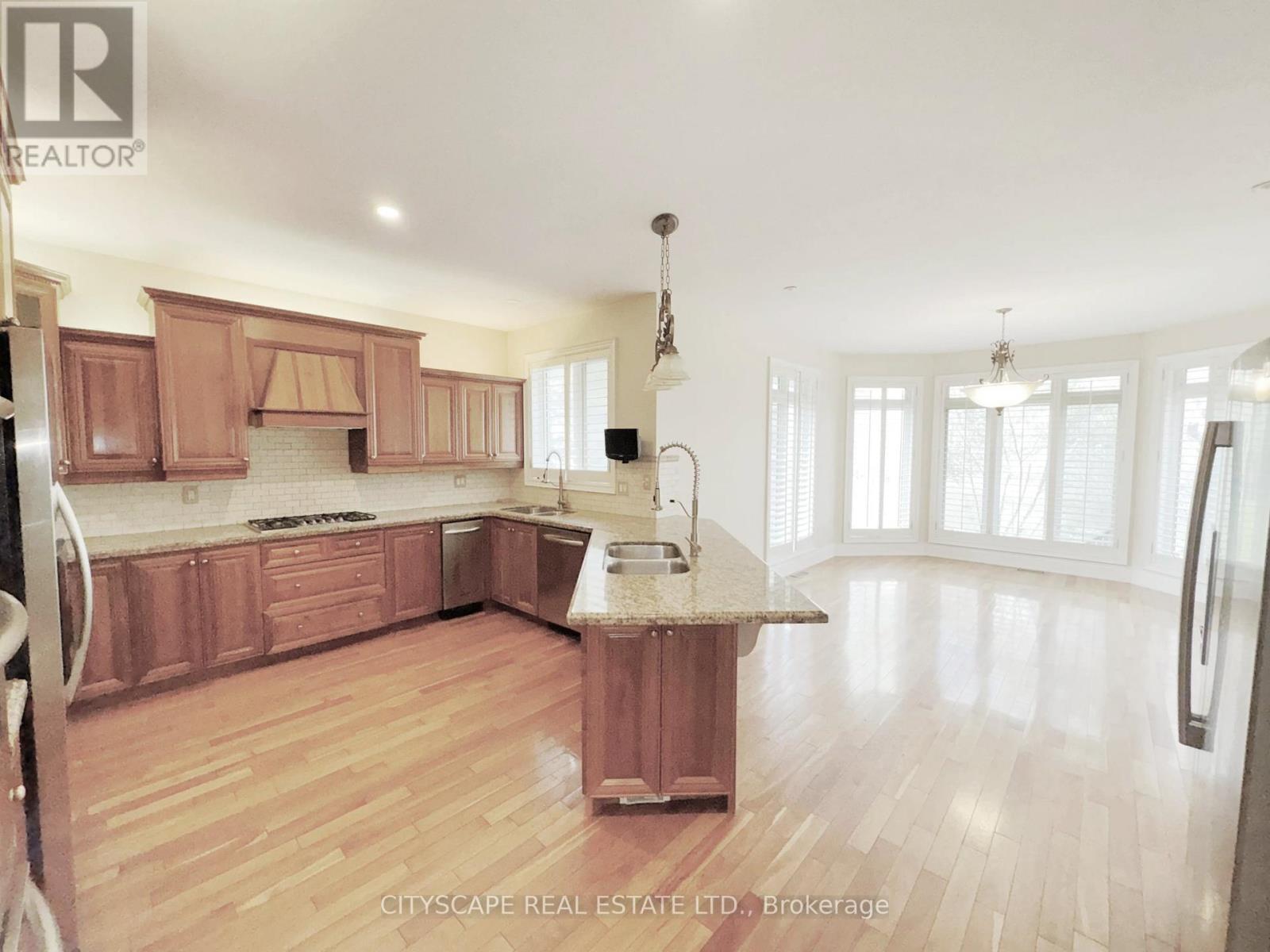 369 Coventry Hill Trail Property Photo 10