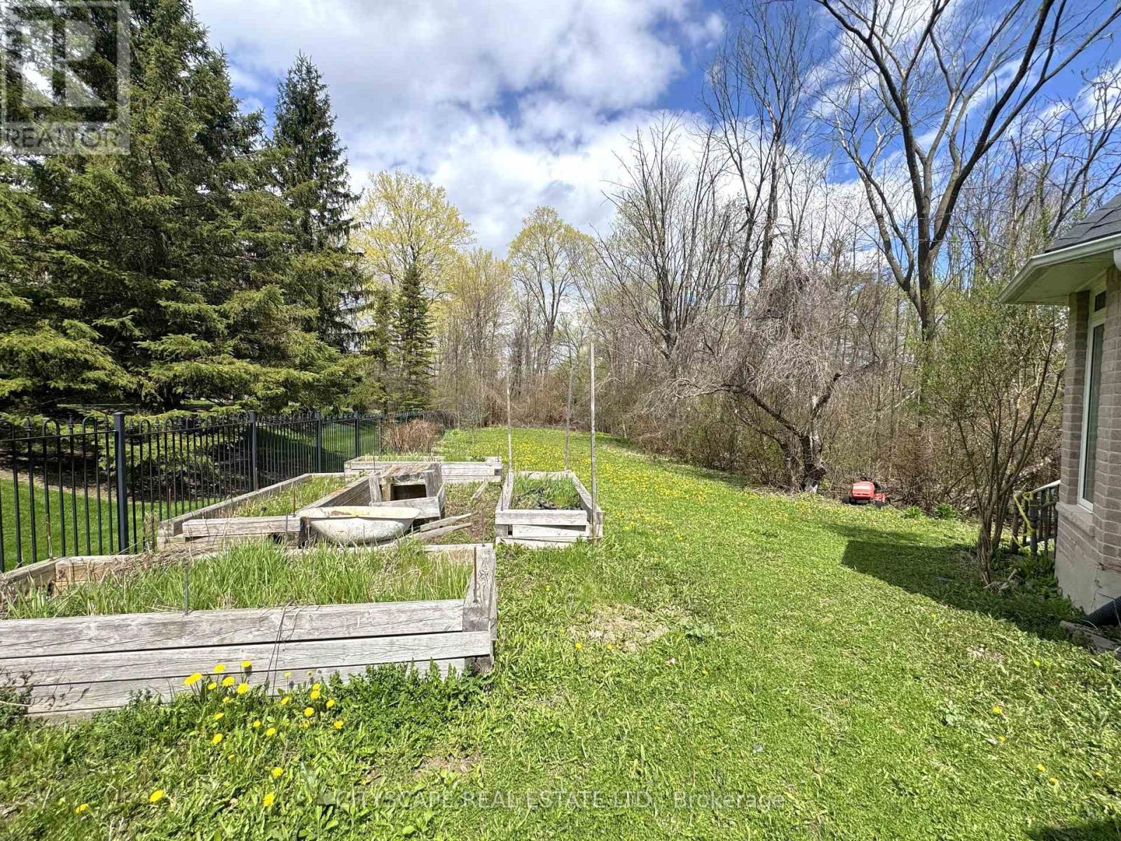 369 Coventry Hill Trail Property Photo 50