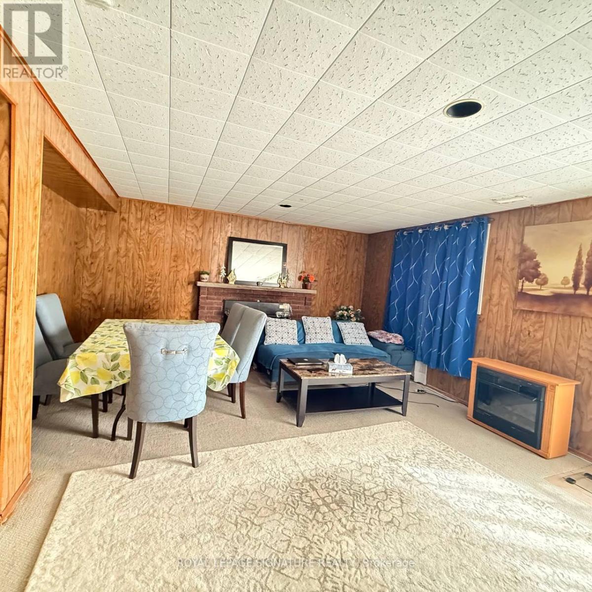 117 Romfield Circuit Property Photo 18