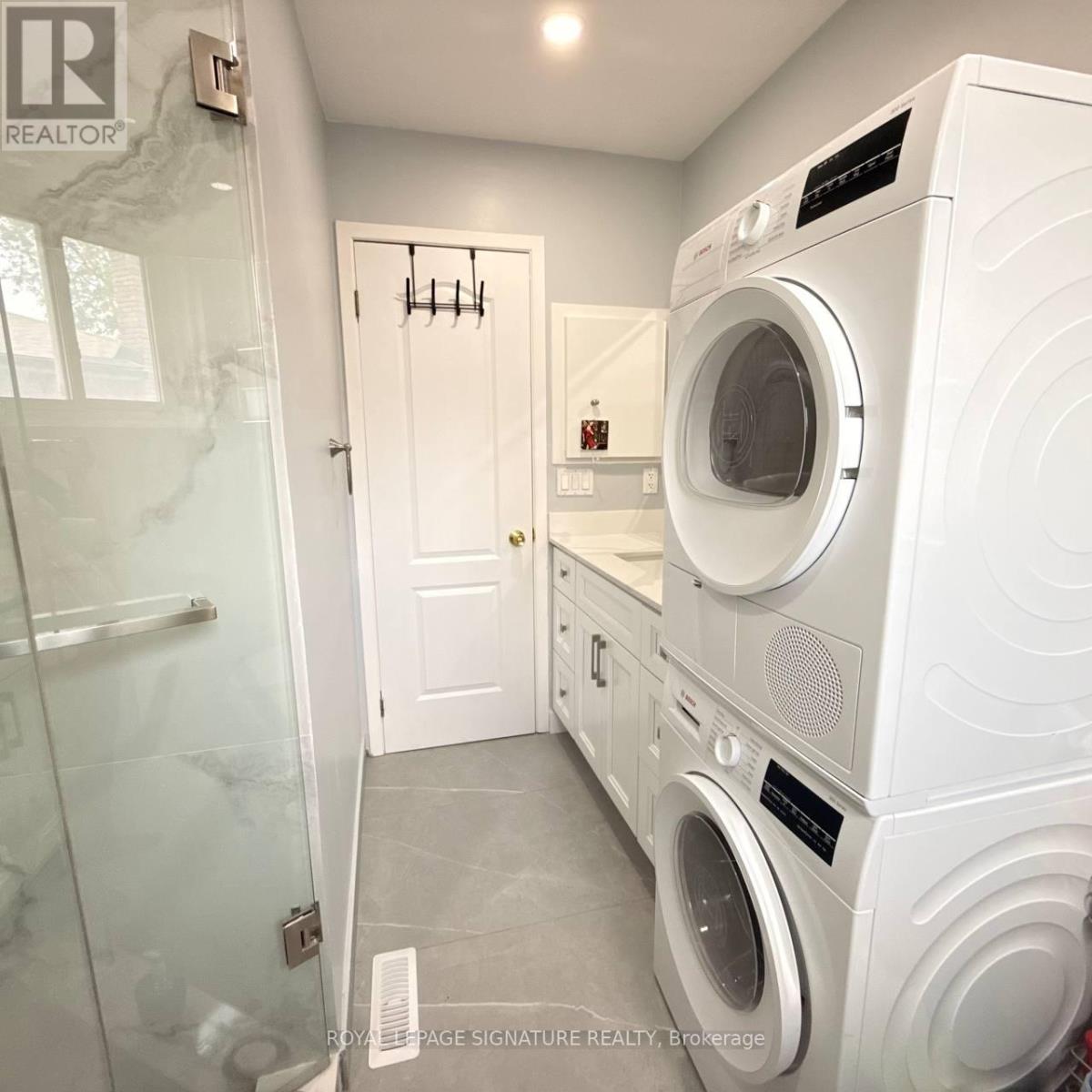 117 Romfield Circuit Property Photo 26