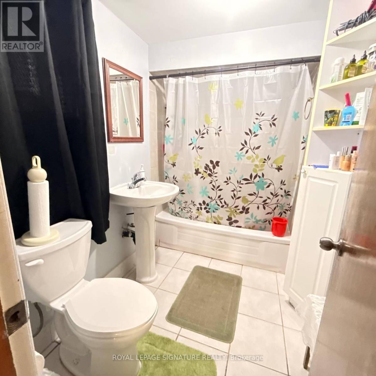 117 Romfield Circuit Property Photo 27