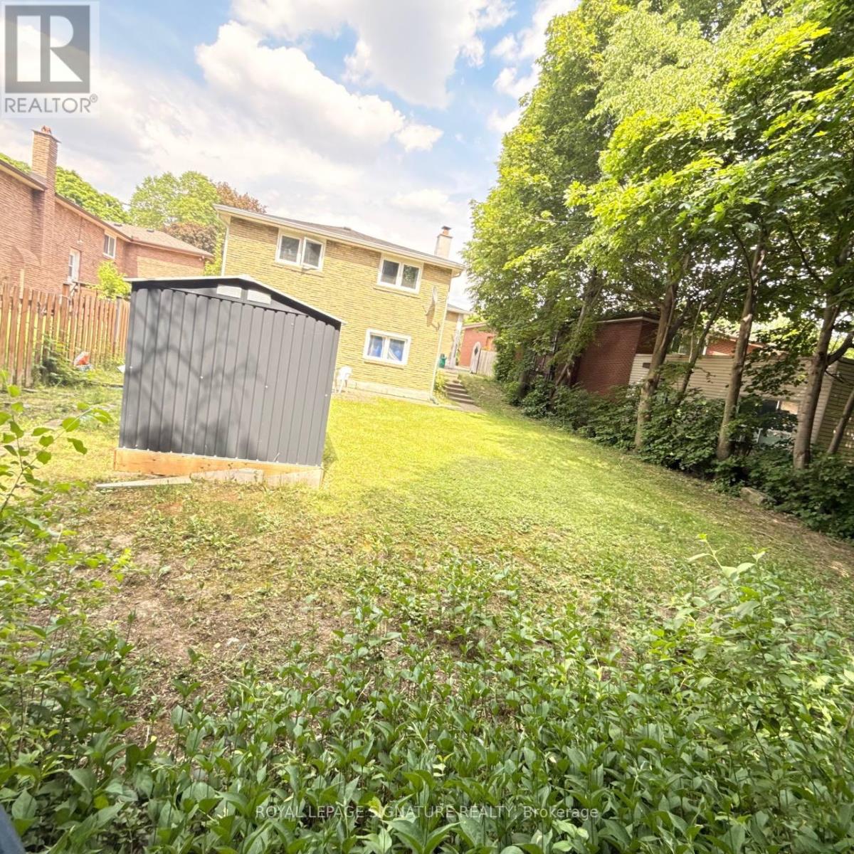 117 Romfield Circuit Property Photo 33