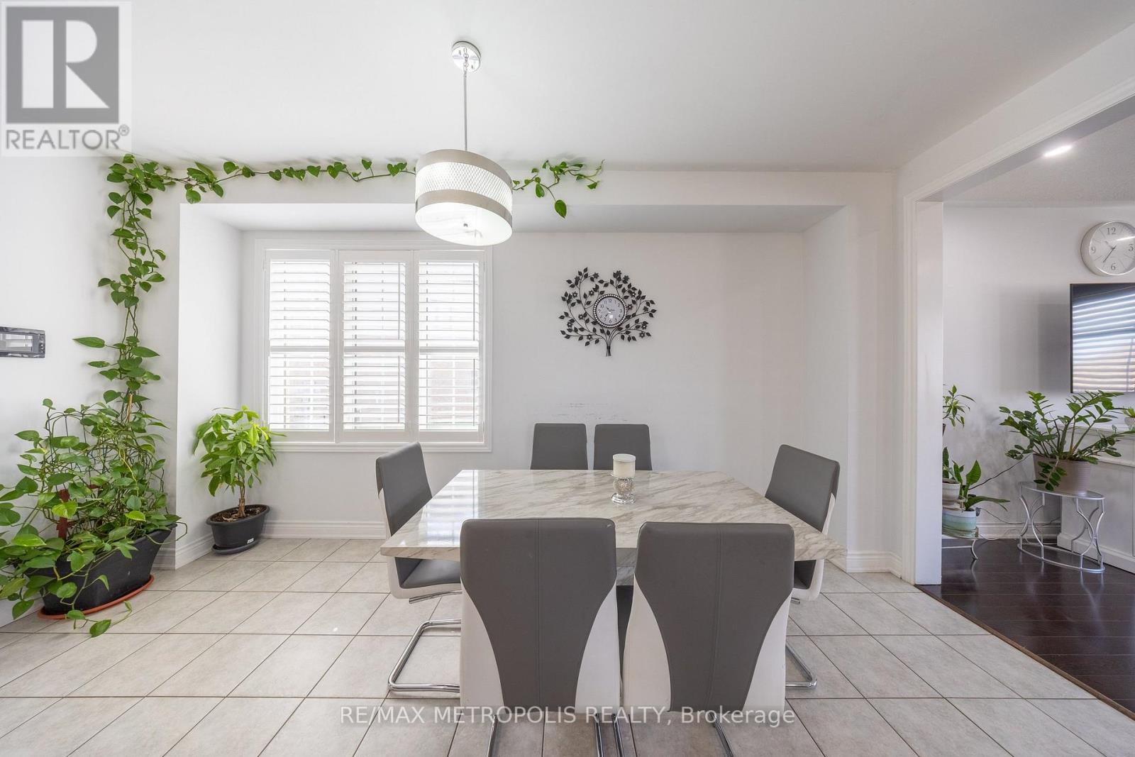 36 Michaelis Street Property Photo 12