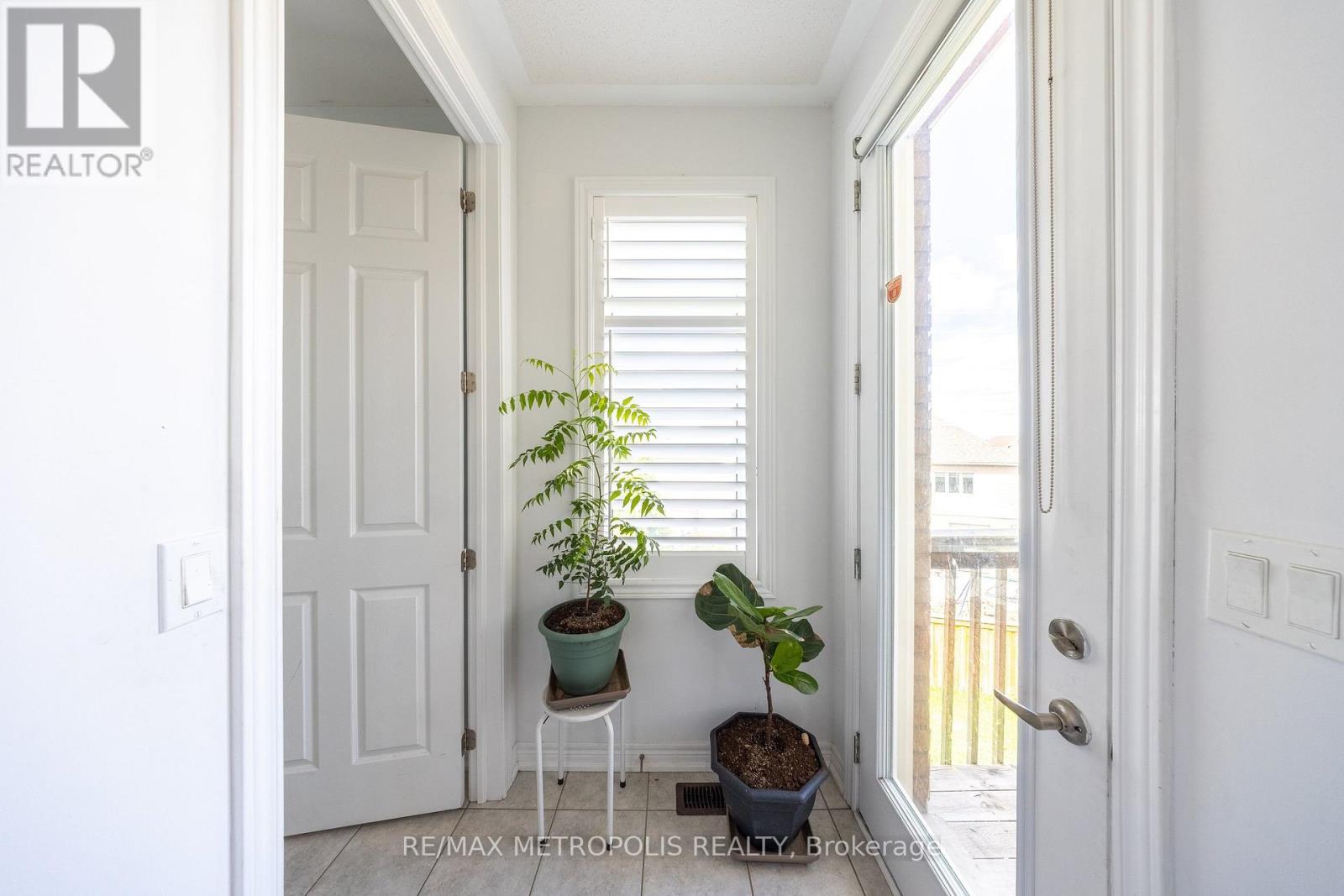 36 Michaelis Street Property Photo 20