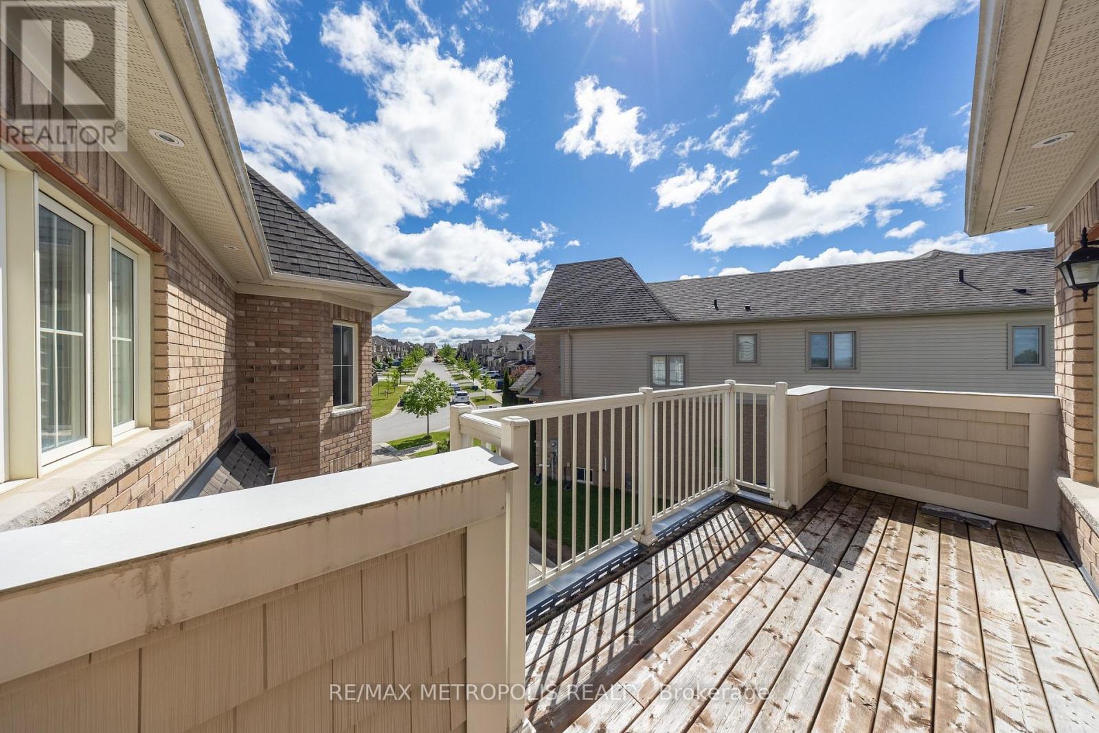 36 Michaelis Street Property Photo 43