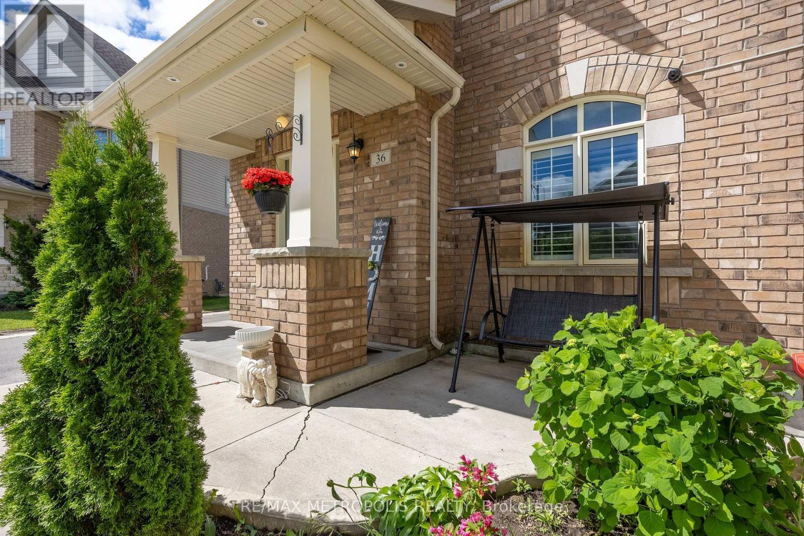 36 Michaelis Street Property Photo 50