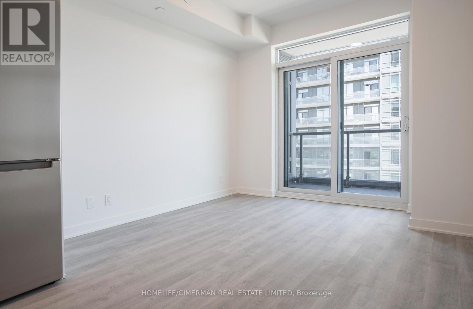 Suite A - 2008 - 30 Upper Mall Way Property Photo 19