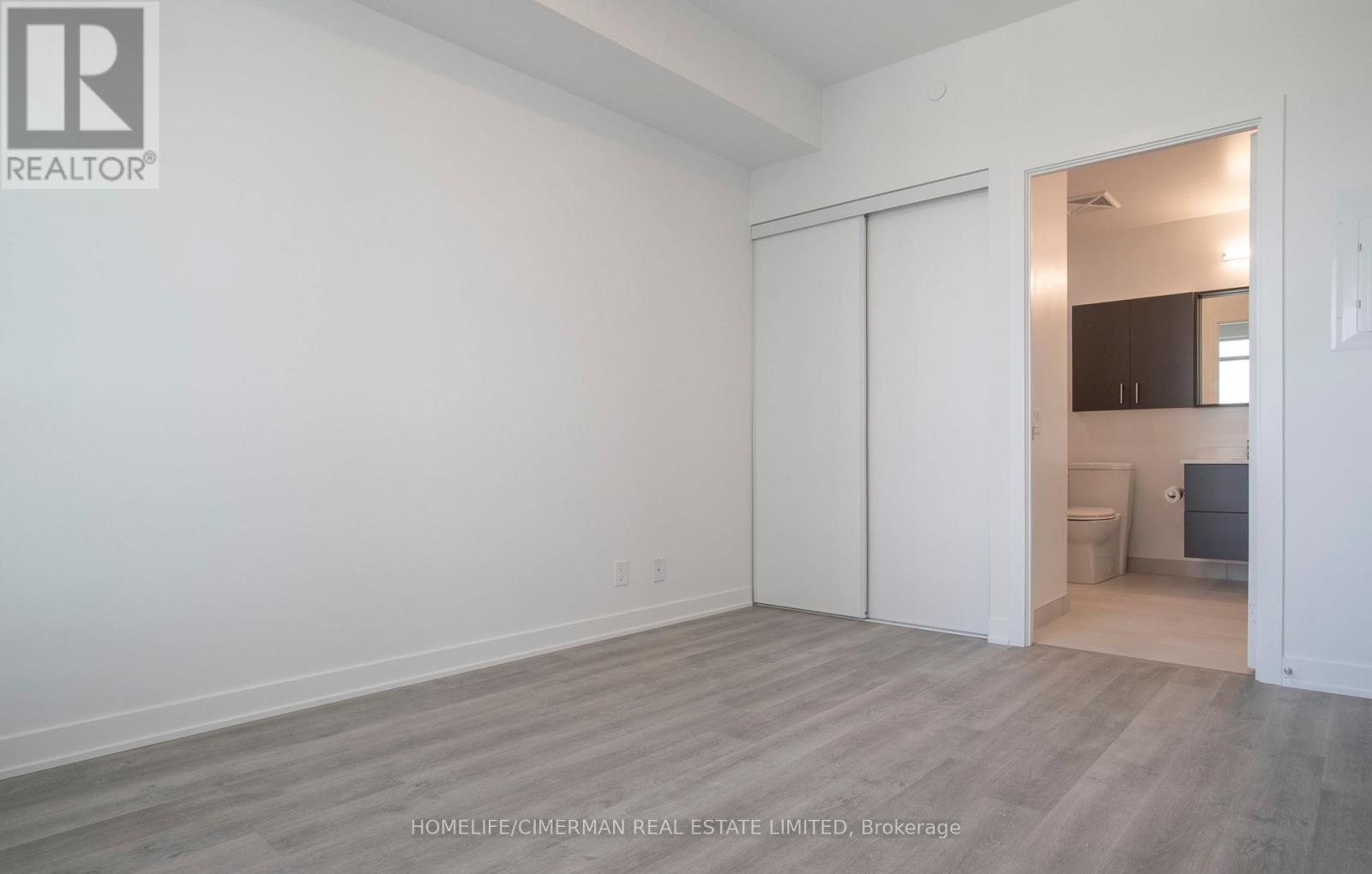 Suite A - 2008 - 30 Upper Mall Way Property Photo 28