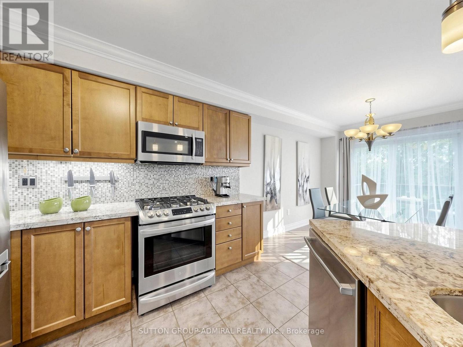 32 Beaverbrook Crescent Property Photo 14