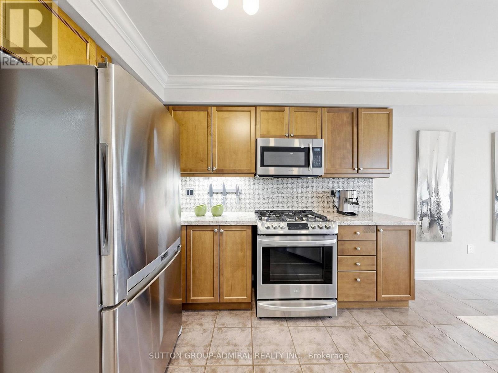 32 Beaverbrook Crescent Property Photo 15
