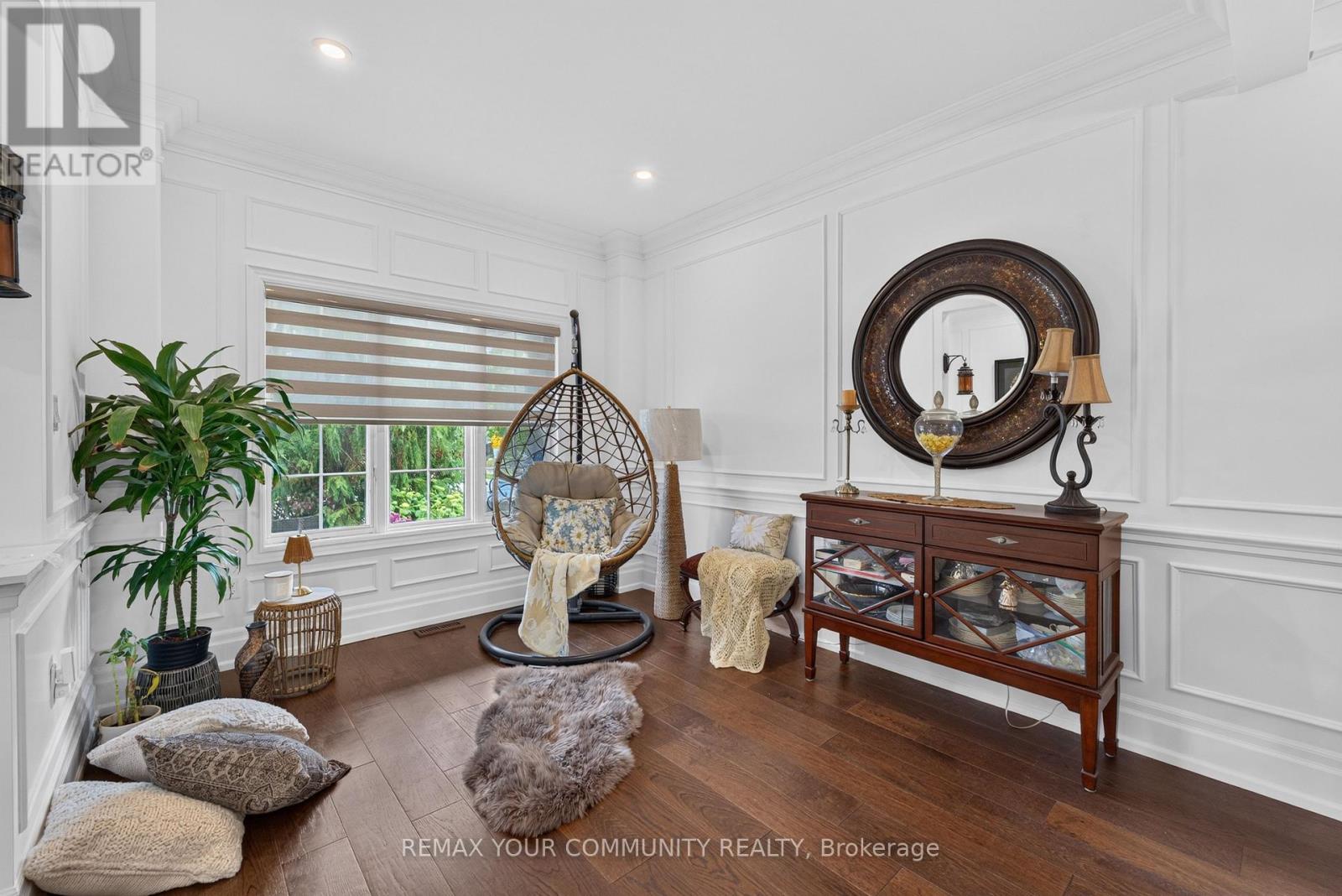 119 Toscana Road Property Photo 6